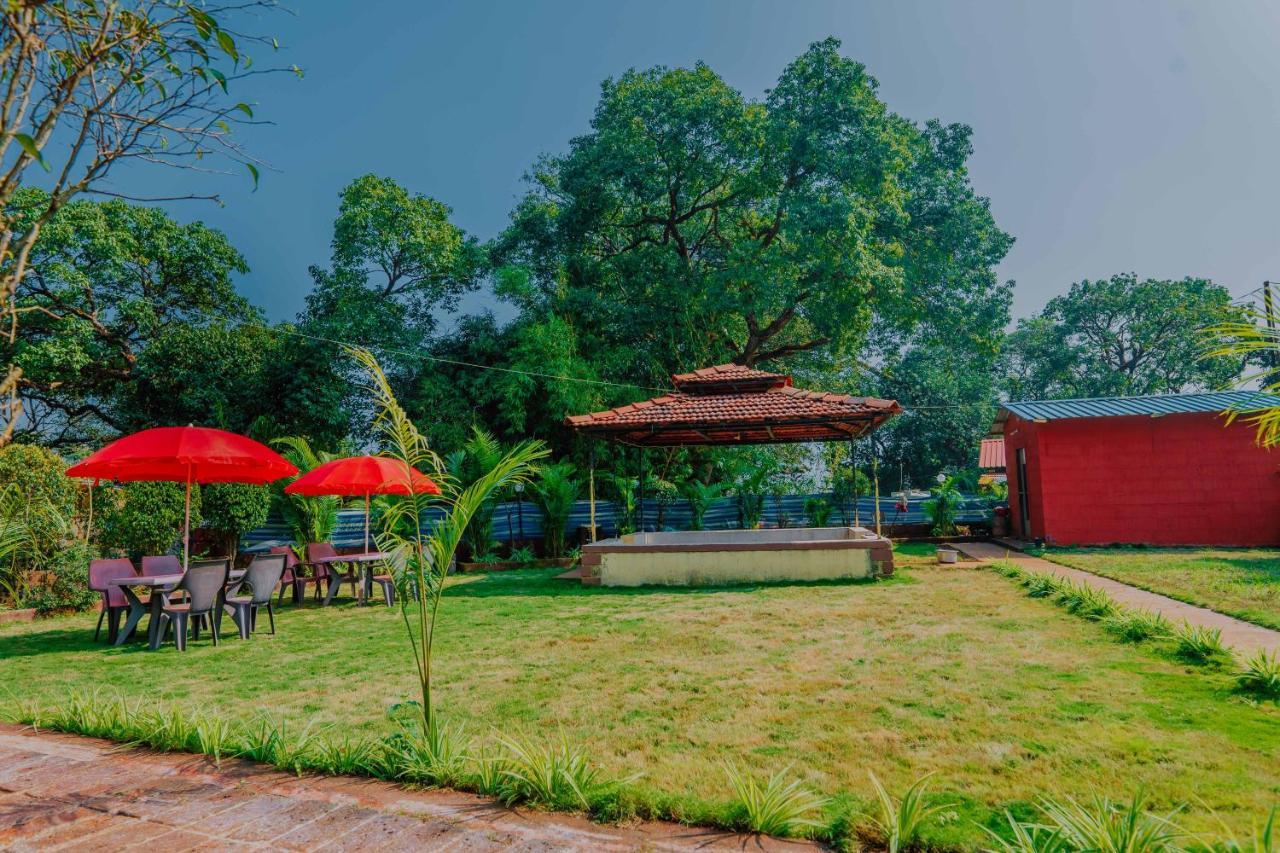 The Oak Woods Hotel Mahābaleshwar Buitenkant foto