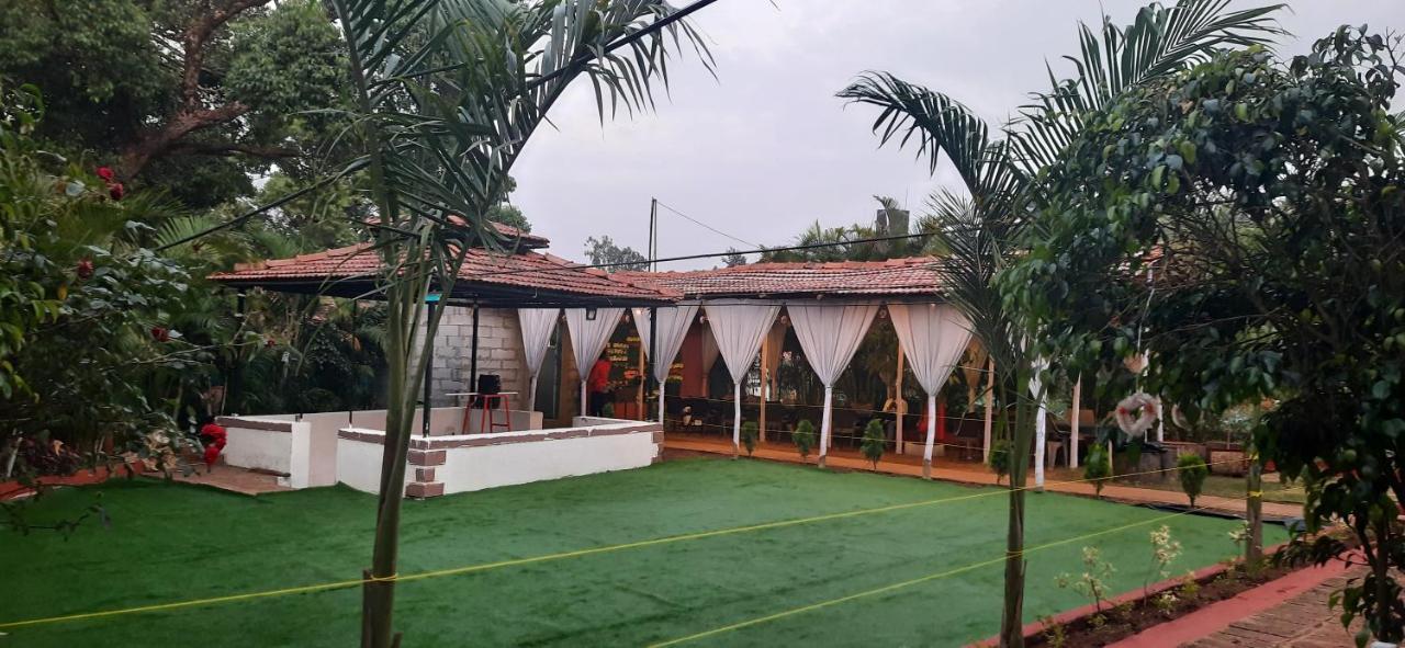 The Oak Woods Hotel Mahābaleshwar Buitenkant foto